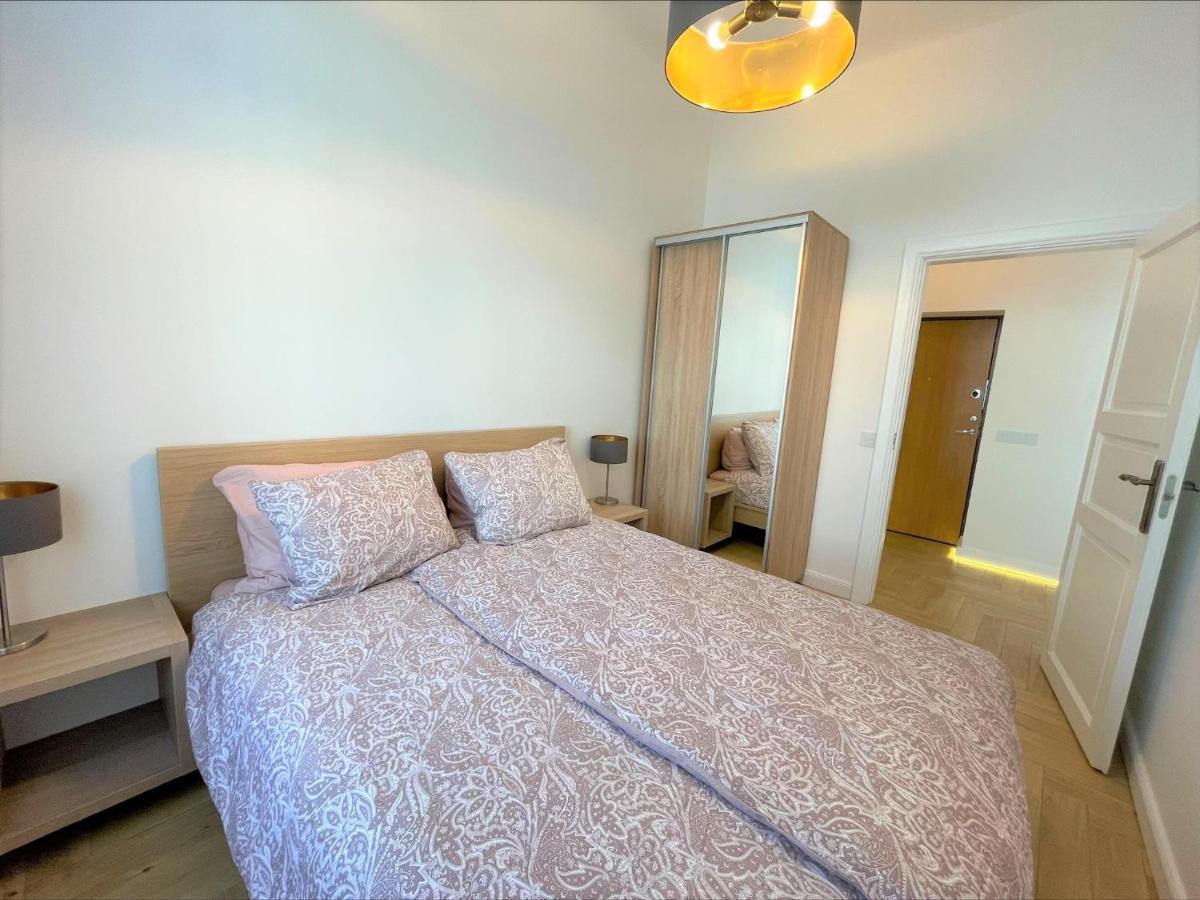 Picturesque Old Town Apartment With Charming Balcony Kaunas Eksteriør bilde