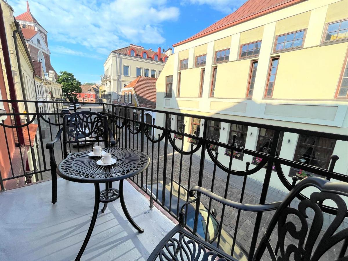 Picturesque Old Town Apartment With Charming Balcony Kaunas Eksteriør bilde