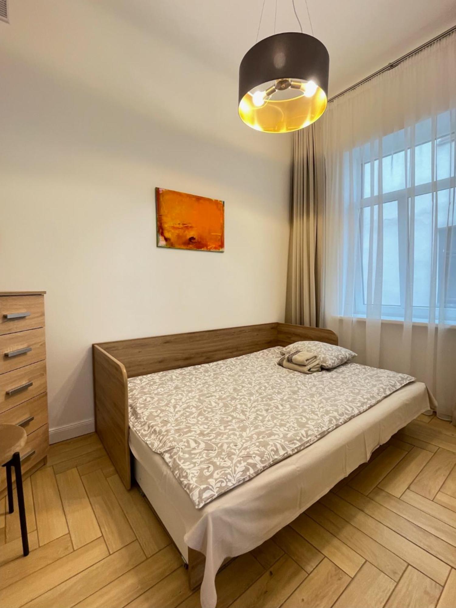 Picturesque Old Town Apartment With Charming Balcony Kaunas Eksteriør bilde